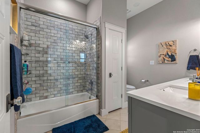 835 Cross Street, New Braunfels, TX 78130