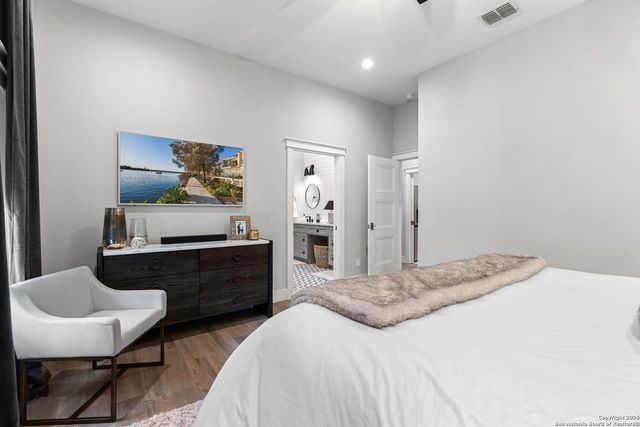 835 Cross Street, New Braunfels, TX 78130