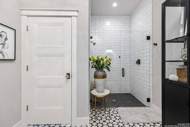 835 Cross Street, New Braunfels, TX 78130