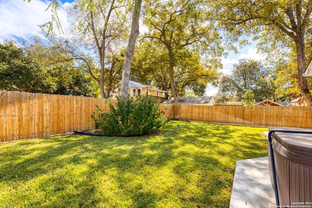 835 Cross Street, New Braunfels, TX 78130