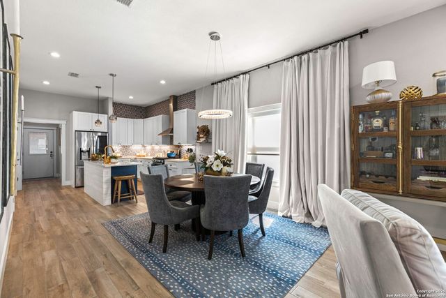 835 Cross Street, New Braunfels, TX 78130