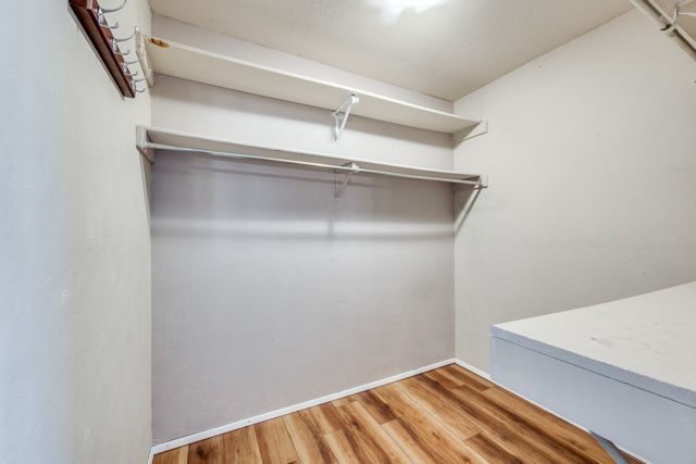 6611 Greenspring Drive, Arlington, TX 76016