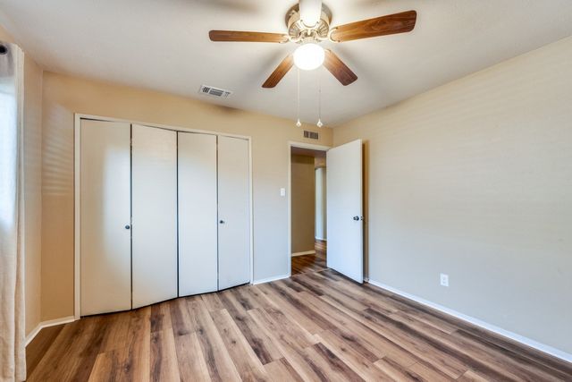 6611 Greenspring Drive, Arlington, TX 76016