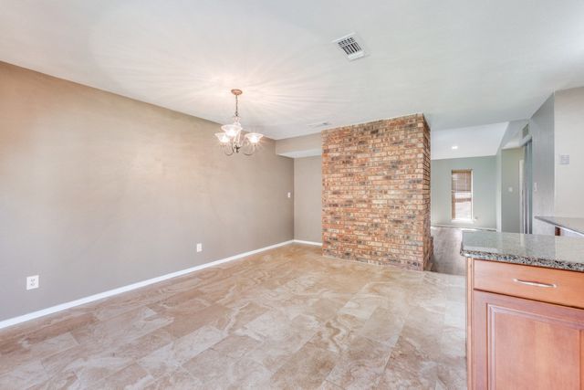 6611 Greenspring Drive, Arlington, TX 76016