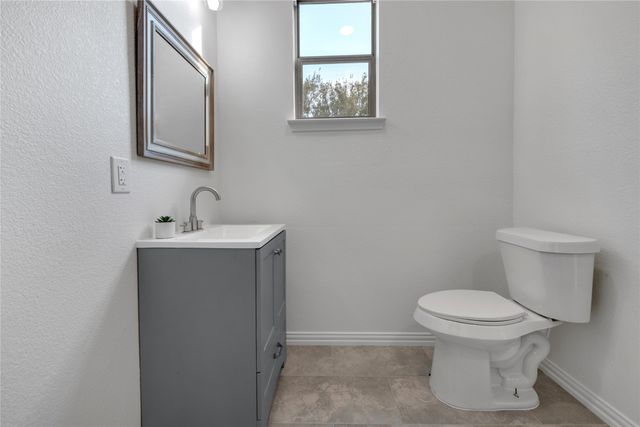 5725 Touchstone Drive, Mckinney, TX 75070