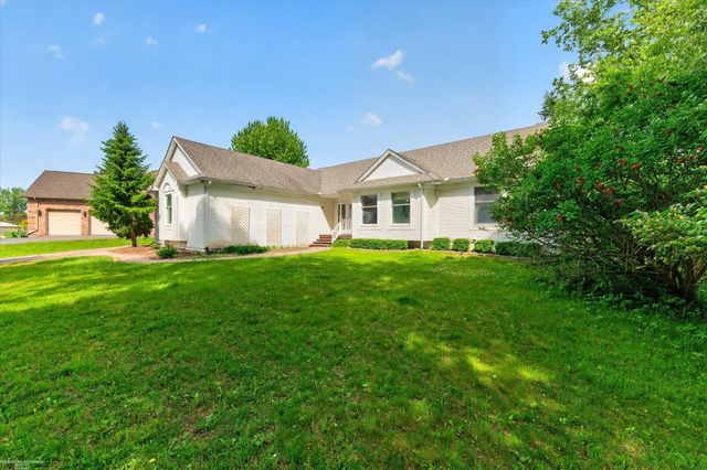 1654 Seymour Lake Road, Oxford, MI 48371