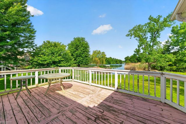 1654 Seymour Lake Road, Oxford, MI 48371