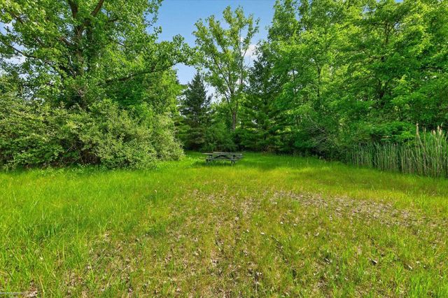 1654 Seymour Lake Road, Oxford, MI 48371