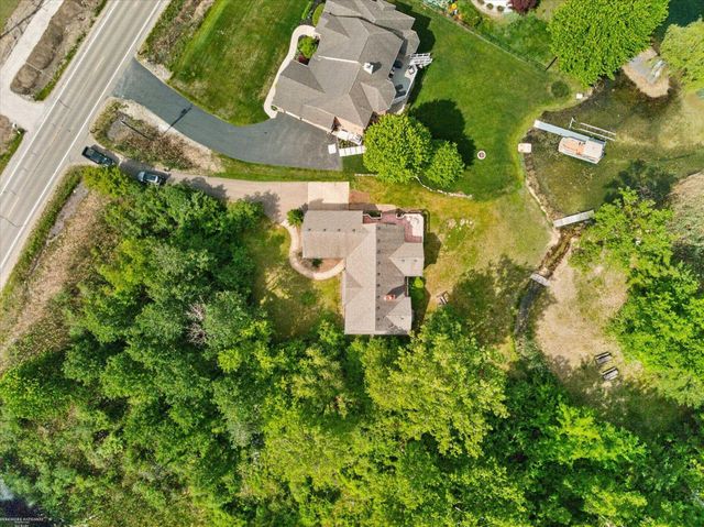 1654 Seymour Lake Road, Oxford, MI 48371