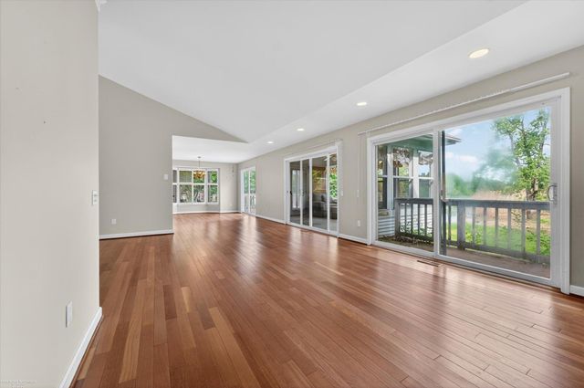 1654 Seymour Lake Road, Oxford, MI 48371