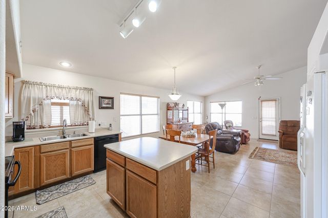20433 N 97TH Avenue, Peoria, AZ 85382