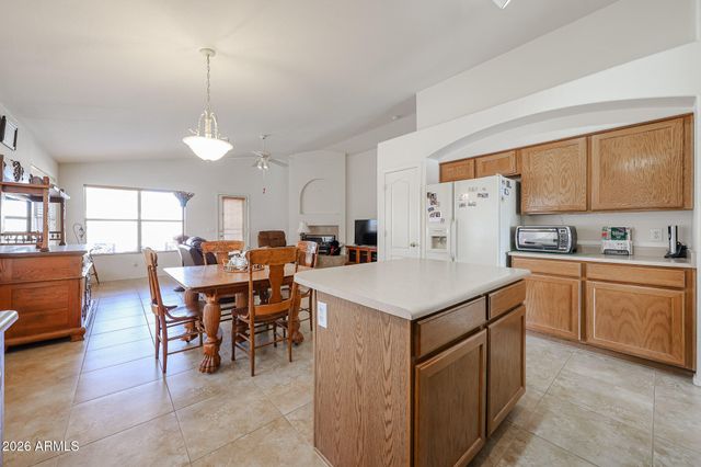 20433 N 97TH Avenue, Peoria, AZ 85382