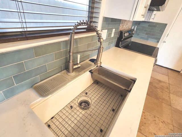 4914 Bending Elms, San Antonio, TX 78247