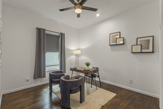 2534 Gladstone Drive, Dallas, TX 75211