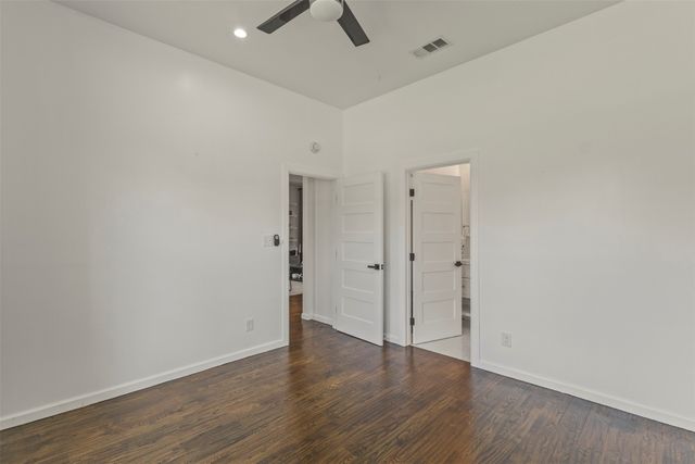 2534 Gladstone Drive, Dallas, TX 75211