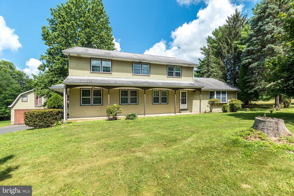 255 PARK DR W #W, Kintnersville, PA 18930