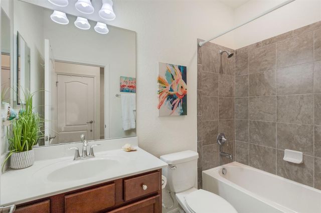 19317 NEARPOINT DRIVE, Venice, FL 34292