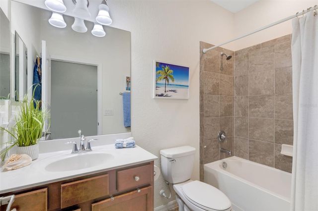 19317 NEARPOINT DRIVE, Venice, FL 34292