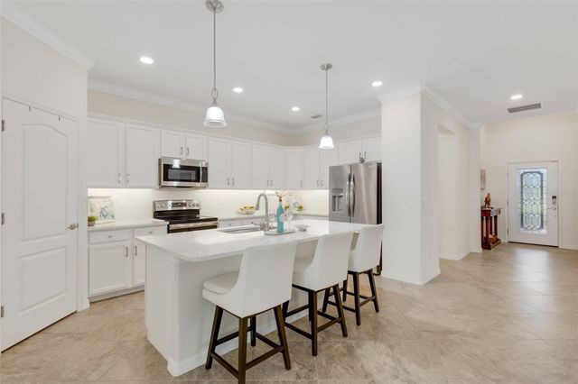 19317 NEARPOINT DRIVE, Venice, FL 34292