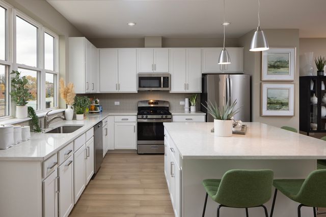 1209 Gateway Court, Northbrook, IL 60062