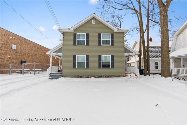 904 Linden Grove Avenue, Lansing, MI 48912