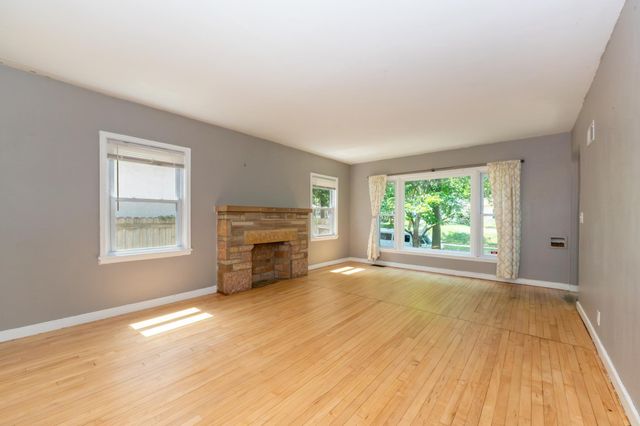 4334 Oliver Avenue N, Minneapolis, MN 55412