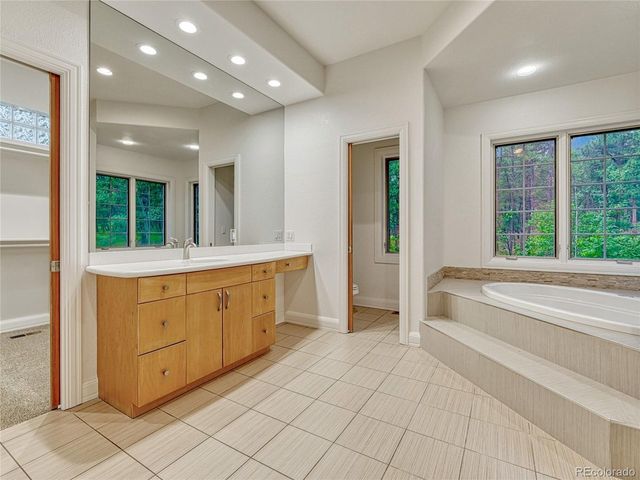 10510 Huntsman Rd, Colorado Springs, CO 80908