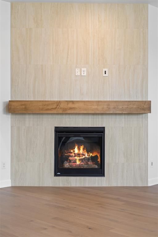 Image 9 of property listing at 725 Caladium Drive, Yukon, OK 73099