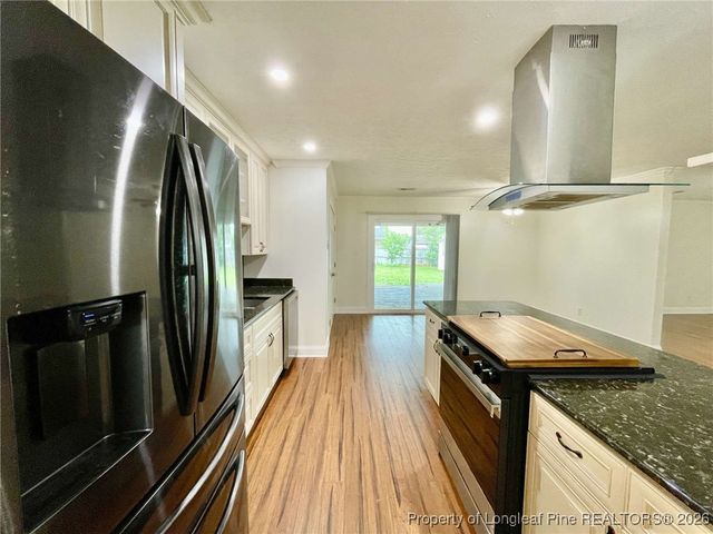 6826 Beaver Stone Road, Fayetteville, NC 28314