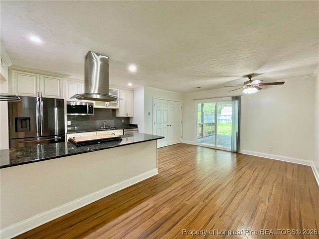 6826 Beaver Stone Road, Fayetteville, NC 28314