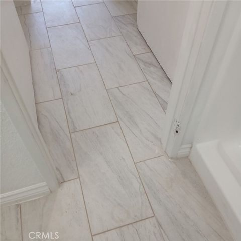 2455 West Acacia Avenue, Hemet, CA 92545