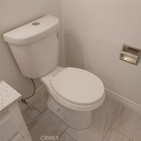 2455 West Acacia Avenue, Hemet, CA 92545