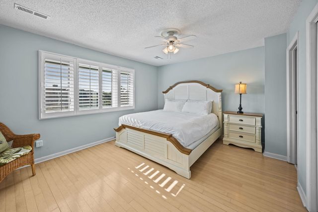 7000 Palmetto Boulevard 4d, Isle Of Palms, SC 29451