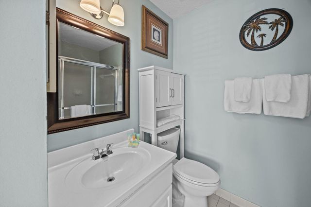 7000 Palmetto Boulevard 4d, Isle Of Palms, SC 29451