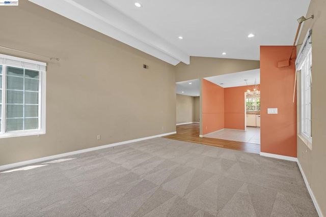 39052 Levi St, Newark, CA 94560