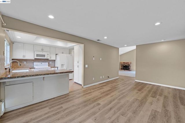 39052 Levi St, Newark, CA 94560