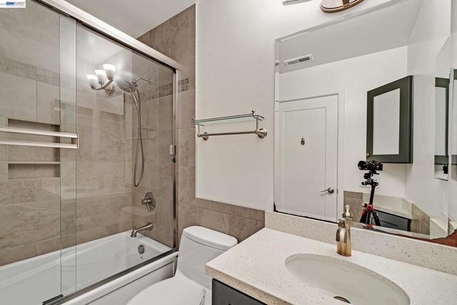 39052 Levi St, Newark, CA 94560