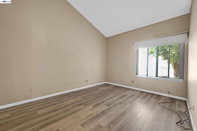 39052 Levi St, Newark, CA 94560