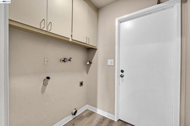 39052 Levi St, Newark, CA 94560