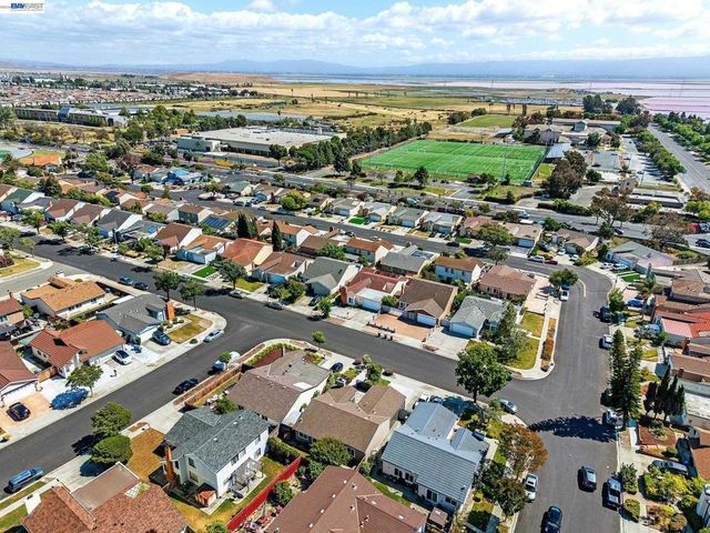 39052 Levi St, Newark, CA 94560