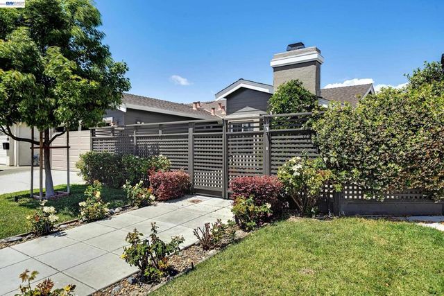 39052 Levi St, Newark, CA 94560
