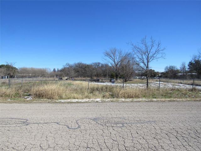 207 Newell Drive, Hudson Oaks, TX 76087