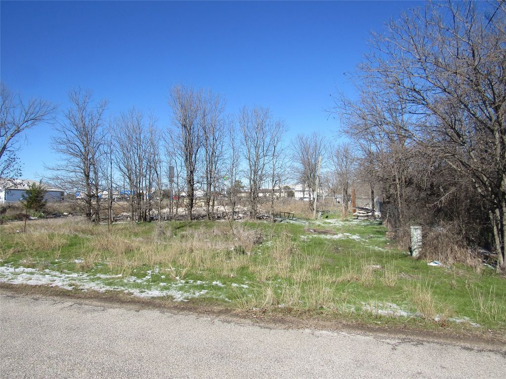 207 Newell Drive, Hudson Oaks, TX 76087