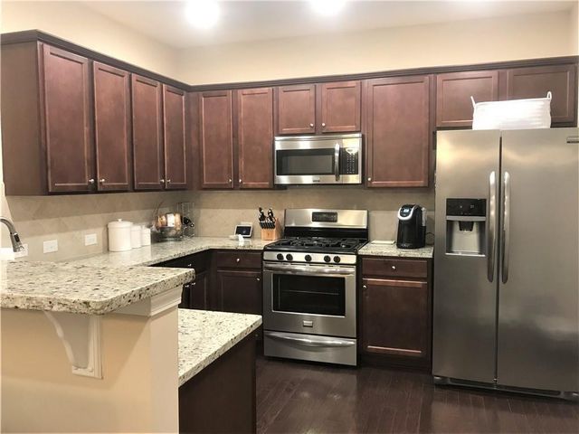 1055 HAMPTON OAKS Drive, Alpharetta, GA 30004