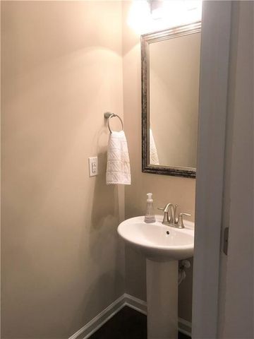 1055 HAMPTON OAKS Drive, Alpharetta, GA 30004