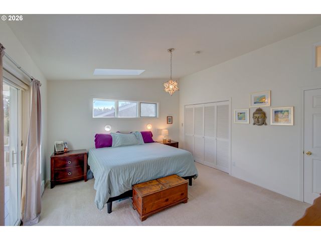 17695 OCEAN Blvd, Rockaway Beach, OR 97136