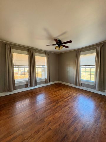 12644 Fm 196, Deport, TX 75435