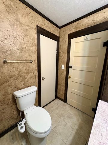 12644 Fm 196, Deport, TX 75435