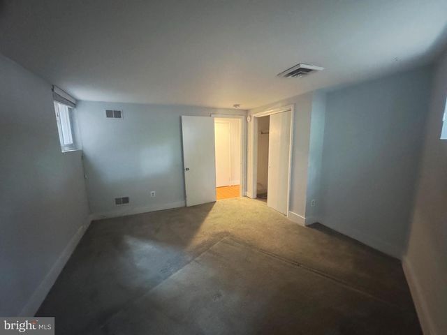 729 MASSACHUSETTS AVE NE, Washington, DC 20002