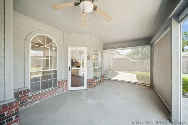 8037 Vintage Trace Drive, Claremore, OK 74019